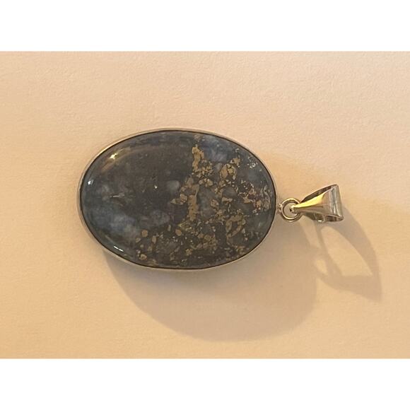 Oval Lapis Lazuli Gemstone Pendant - Picture 13 of 13